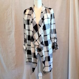 Black/white check jacket Sz L EUC 100% polyester